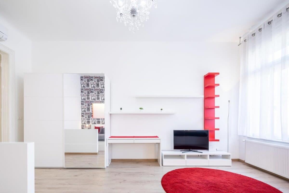 Super Central Convenient Apartment Boedapest Buitenkant foto